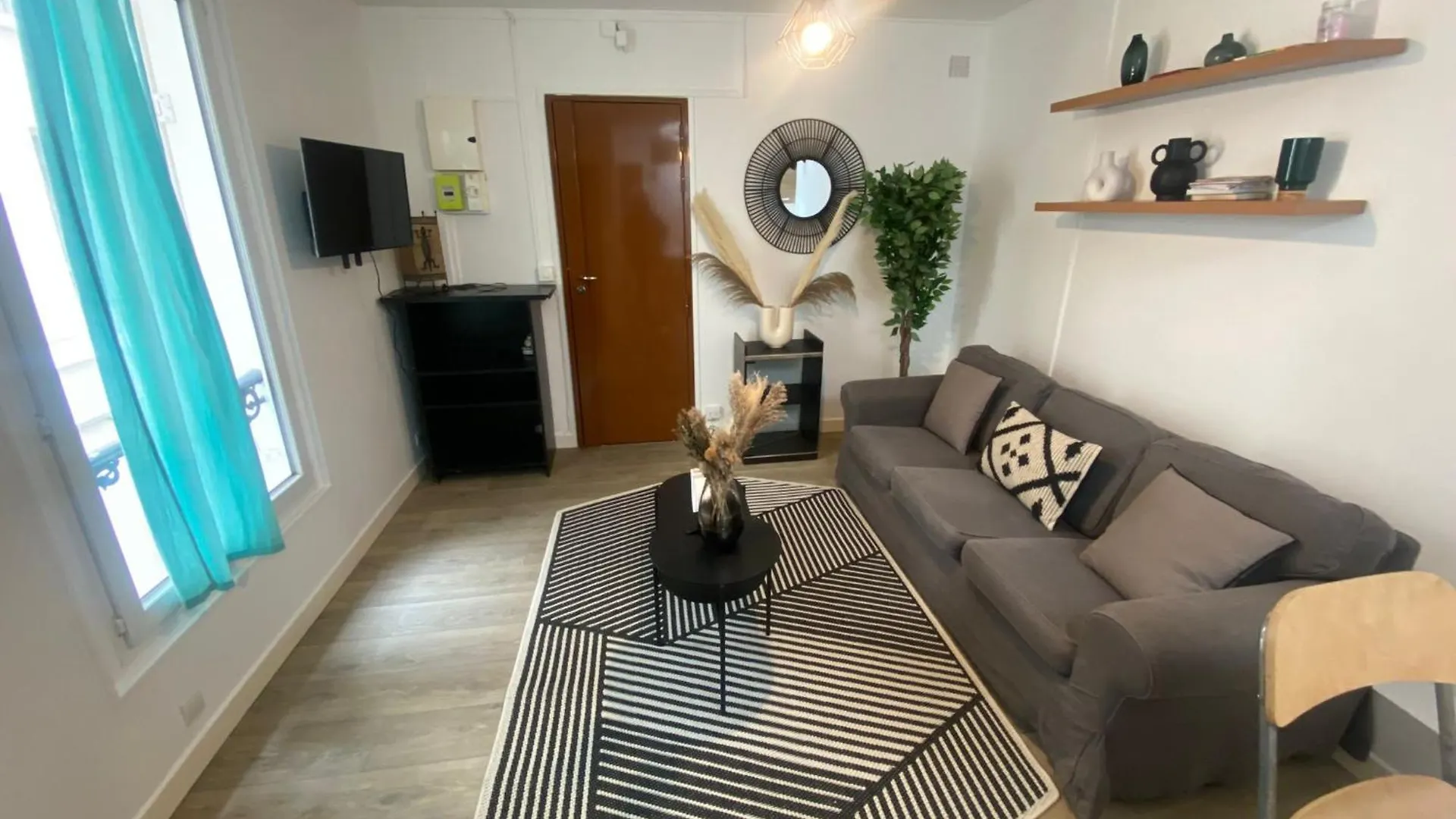 Jolie 2 Pieces Metro Voltaire - 11 - 2p - Flat-guest Apartment Paris